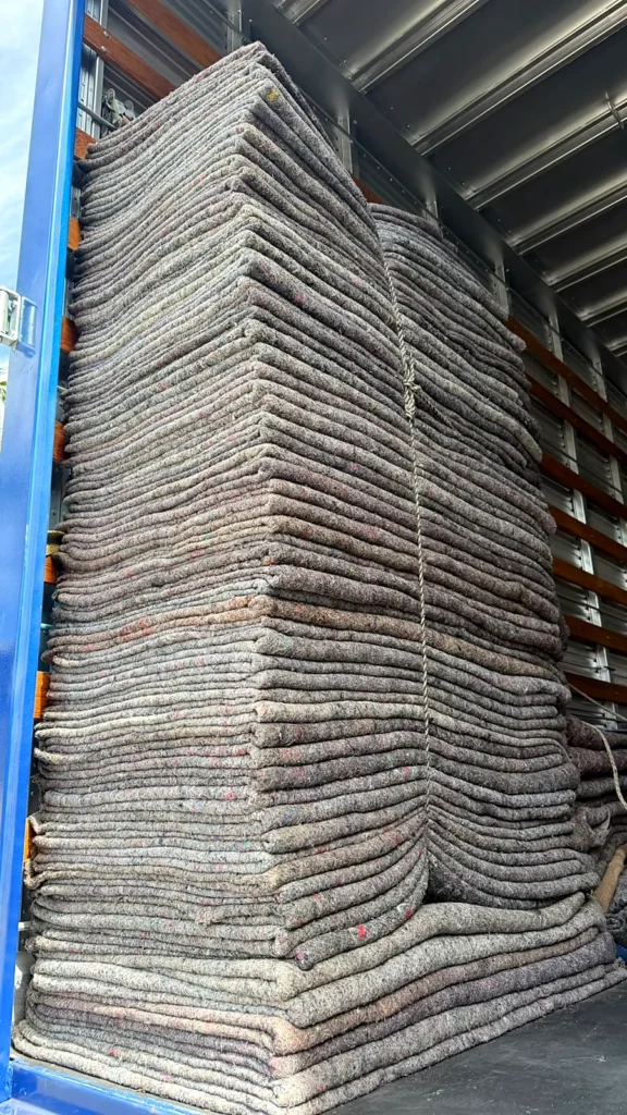 Mantas de algodón para proteger muebles en la mudanza